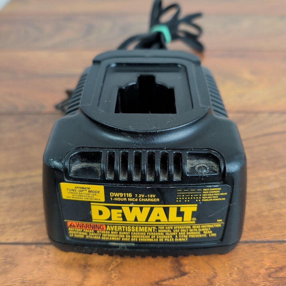 DeWalt DW9116 1 Hour NiCd Battery Charger 7.2V - 18V Charger ONLY